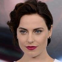 Antje Traue