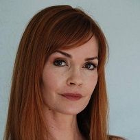 Uxlayotgan qiz jinsiy aloqa