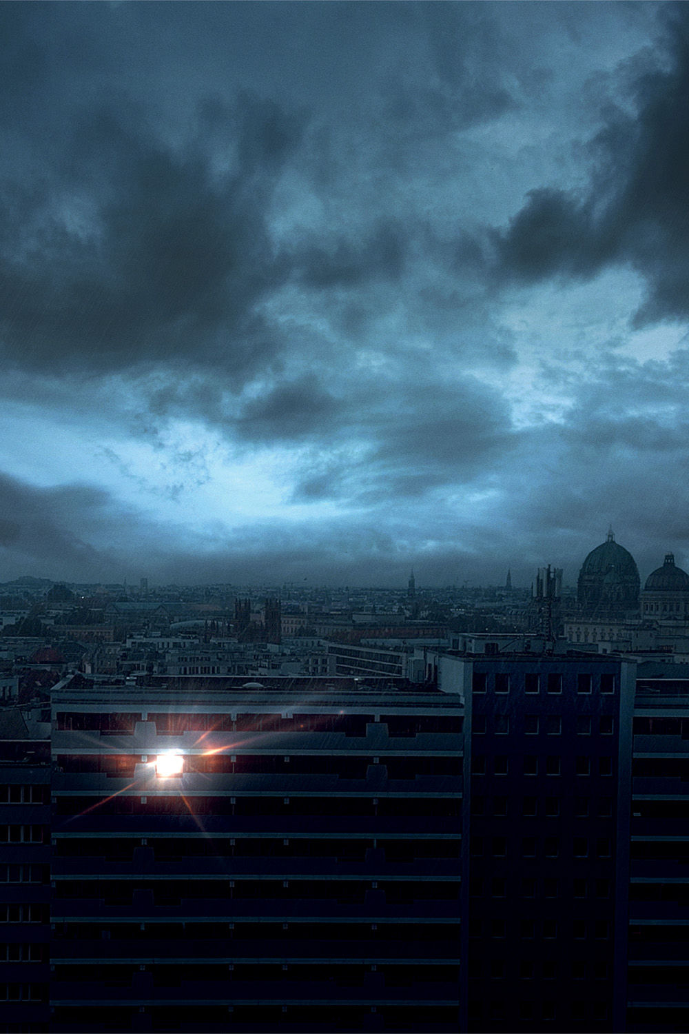 Watch The Light Online