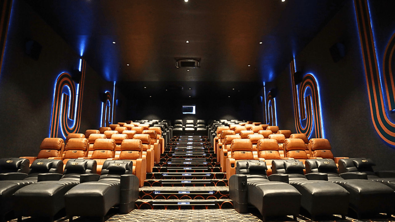 Movie Theaters With Double Seats 60 Photos - Moonagedaydream.film