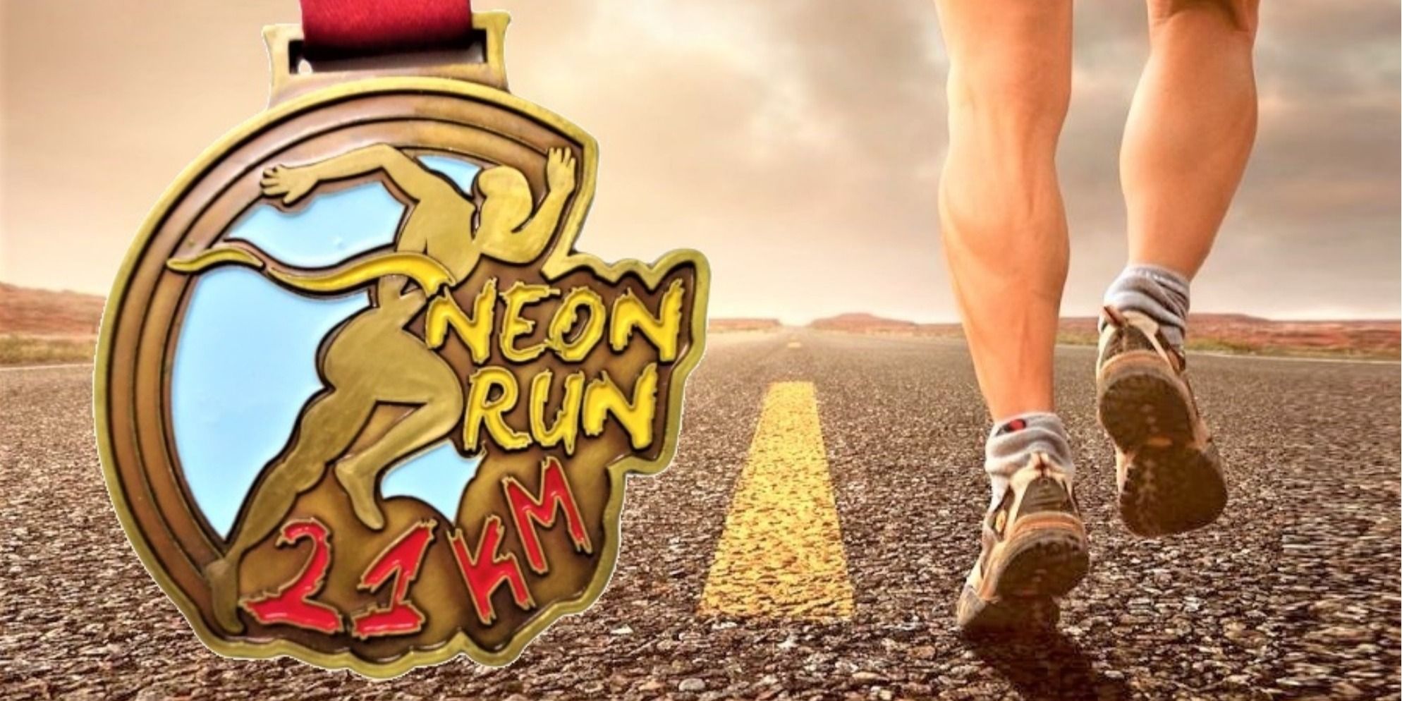 media-desktop-neon-run-21-km-get-beautiful-medal-by-courier-0-2025-5-5-t-2-58-39.jpg