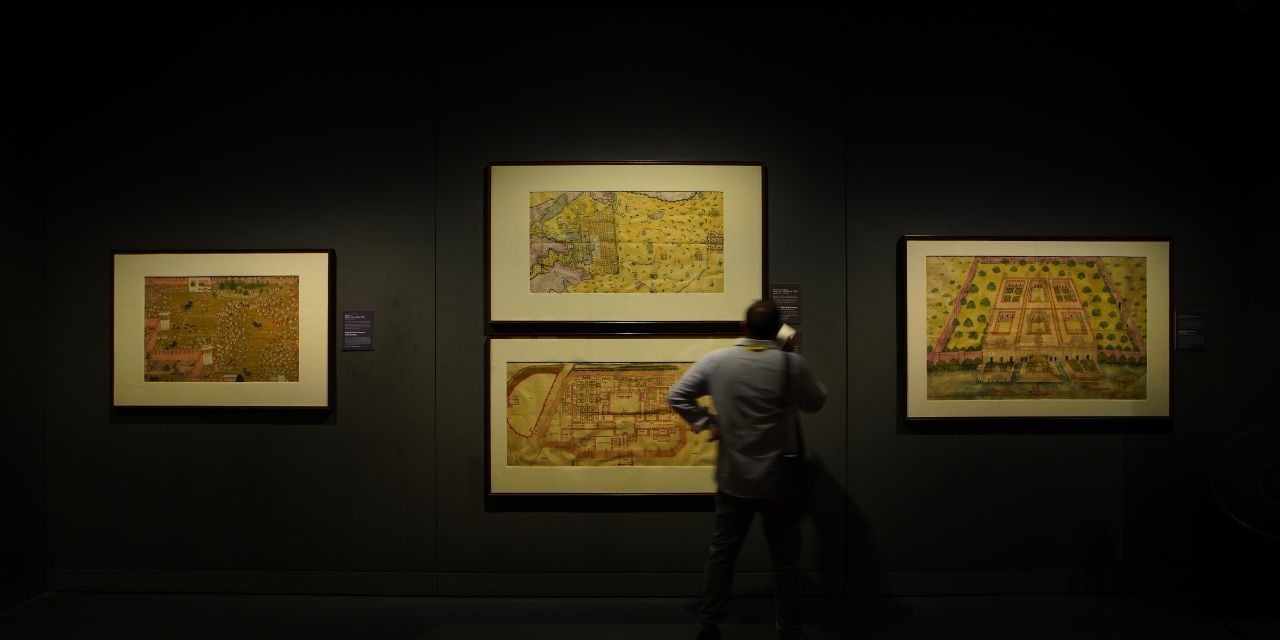 media-desktop-tour-of-the-museum-the-city-palace-jaipur-5-2025-1-15-t-8-4-12.jpg