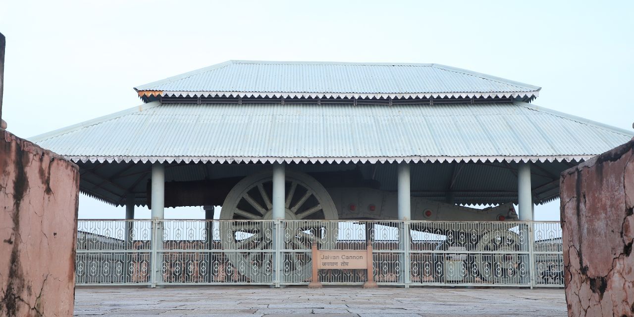 media-desktop-tour-of-the-museum-the-jaigarh-fort-1-2025-1-15-t-8-17-24.jpg